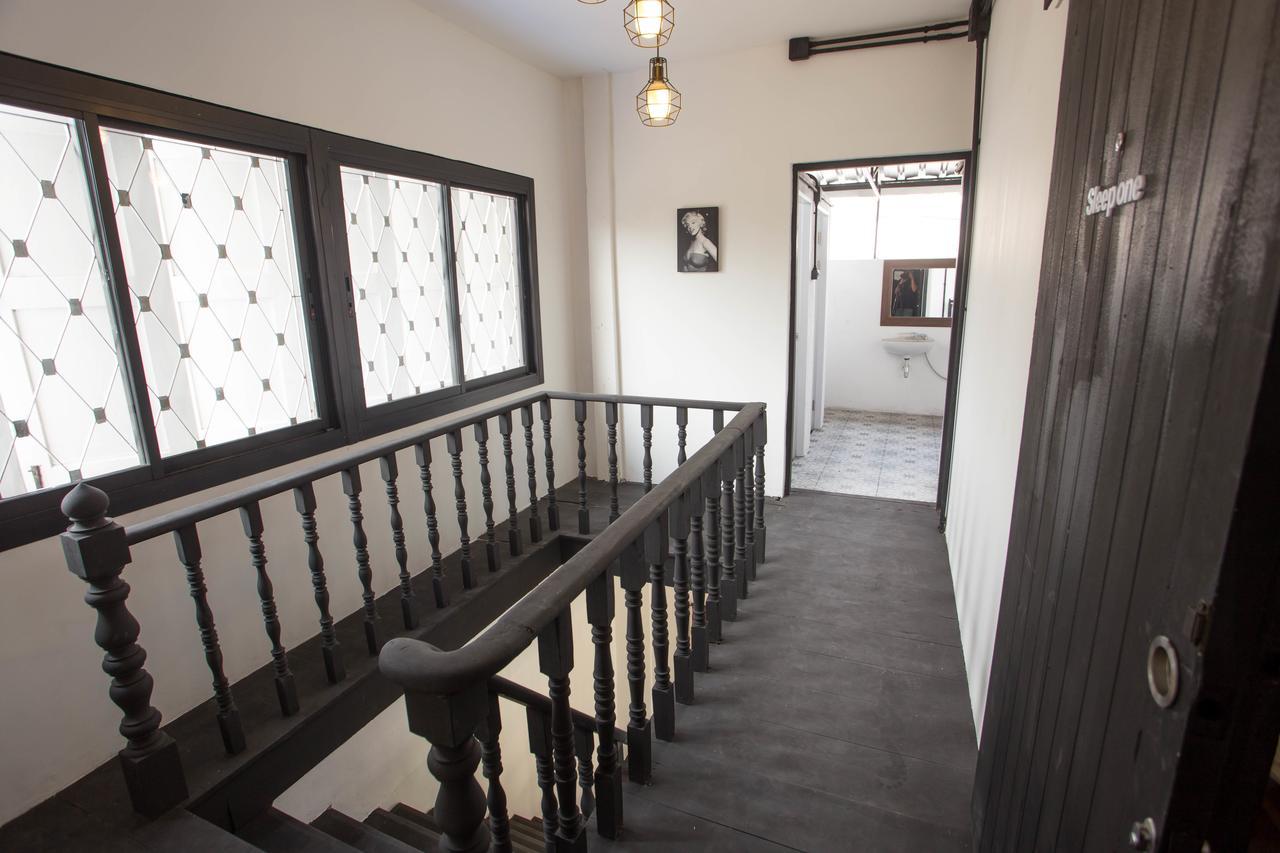 Sleep With You - Hatch Co-Living And Co-Working Space Chiang Mai Eksteriør billede