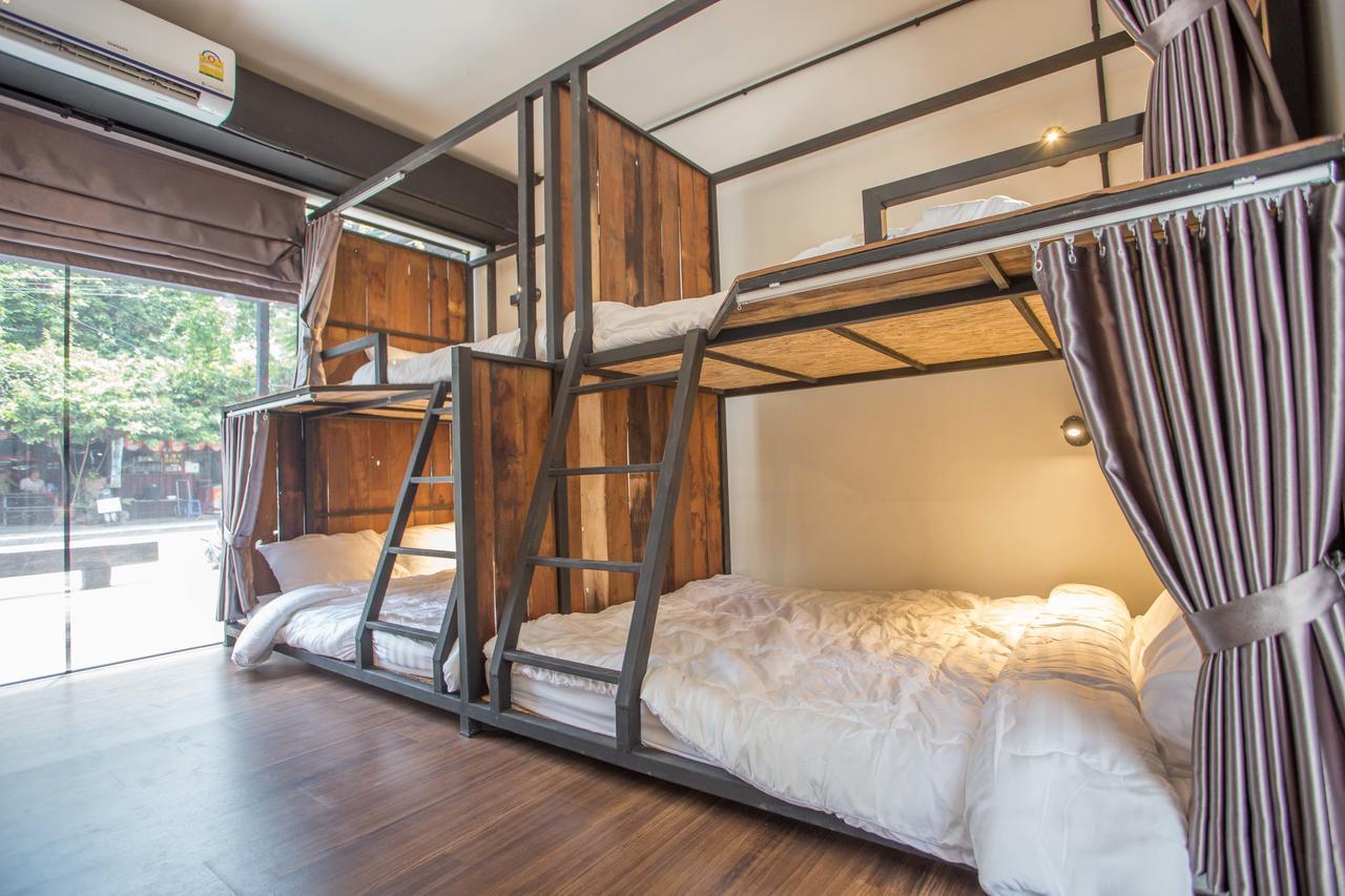 Sleep With You - Hatch Co-Living And Co-Working Space Chiang Mai Eksteriør billede