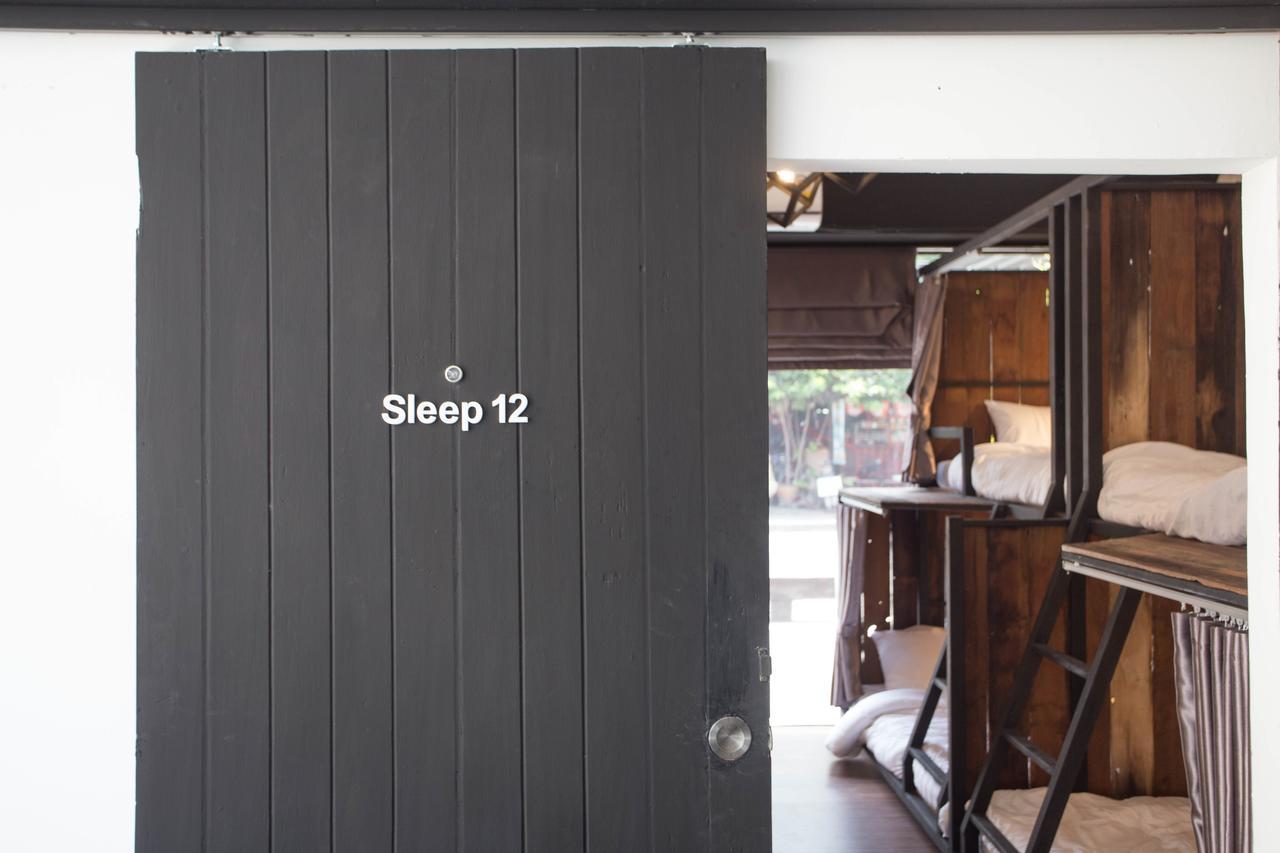 Sleep With You - Hatch Co-Living And Co-Working Space Chiang Mai Eksteriør billede