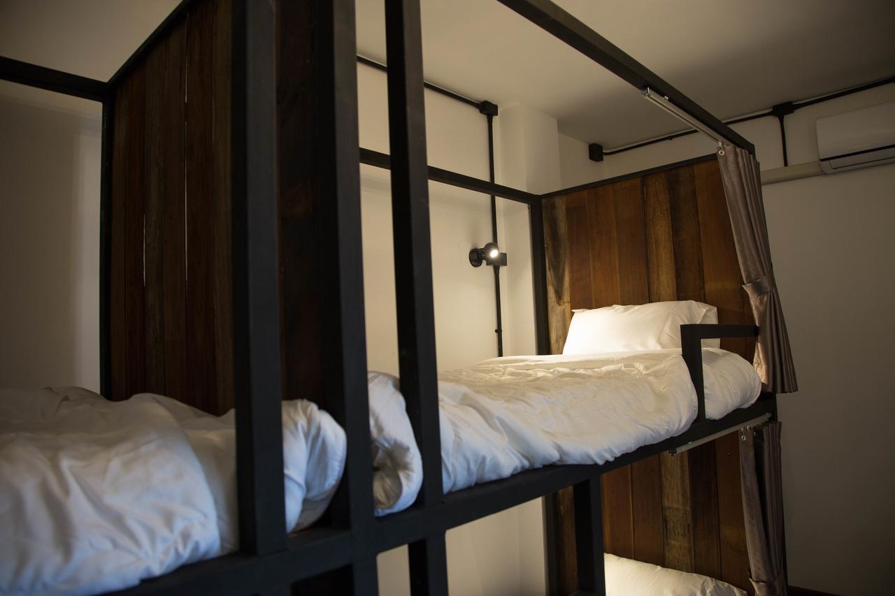 Sleep With You - Hatch Co-Living And Co-Working Space Chiang Mai Eksteriør billede