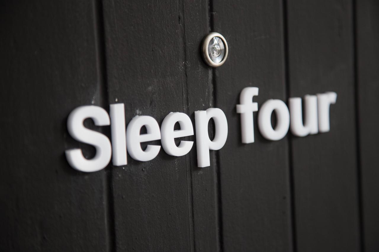 Sleep With You - Hatch Co-Living And Co-Working Space Chiang Mai Eksteriør billede