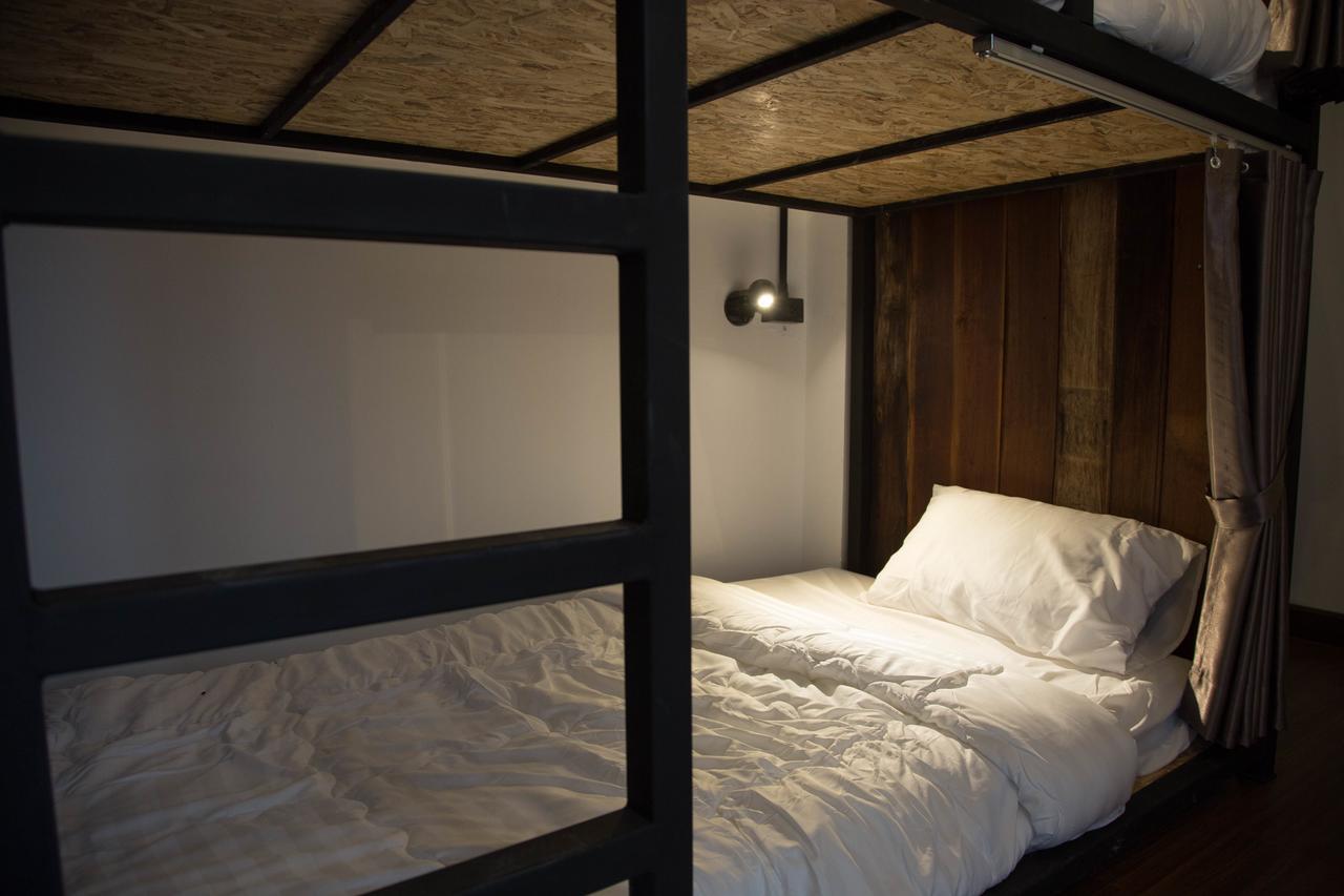 Sleep With You - Hatch Co-Living And Co-Working Space Chiang Mai Eksteriør billede
